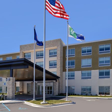 Holiday Inn Express & Suites - Brighton South - Us 23 By Ihg Exteriör bild