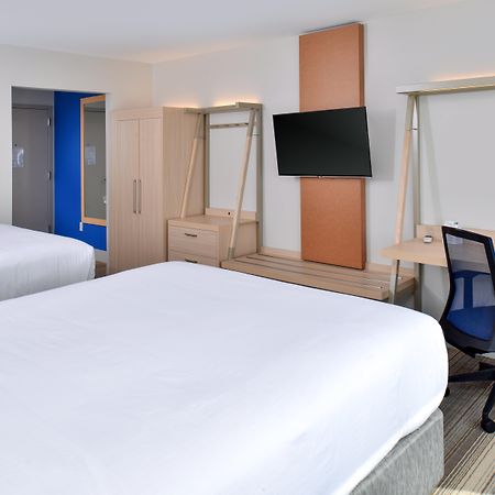 Holiday Inn Express & Suites - Brighton South - Us 23 By Ihg Exteriör bild