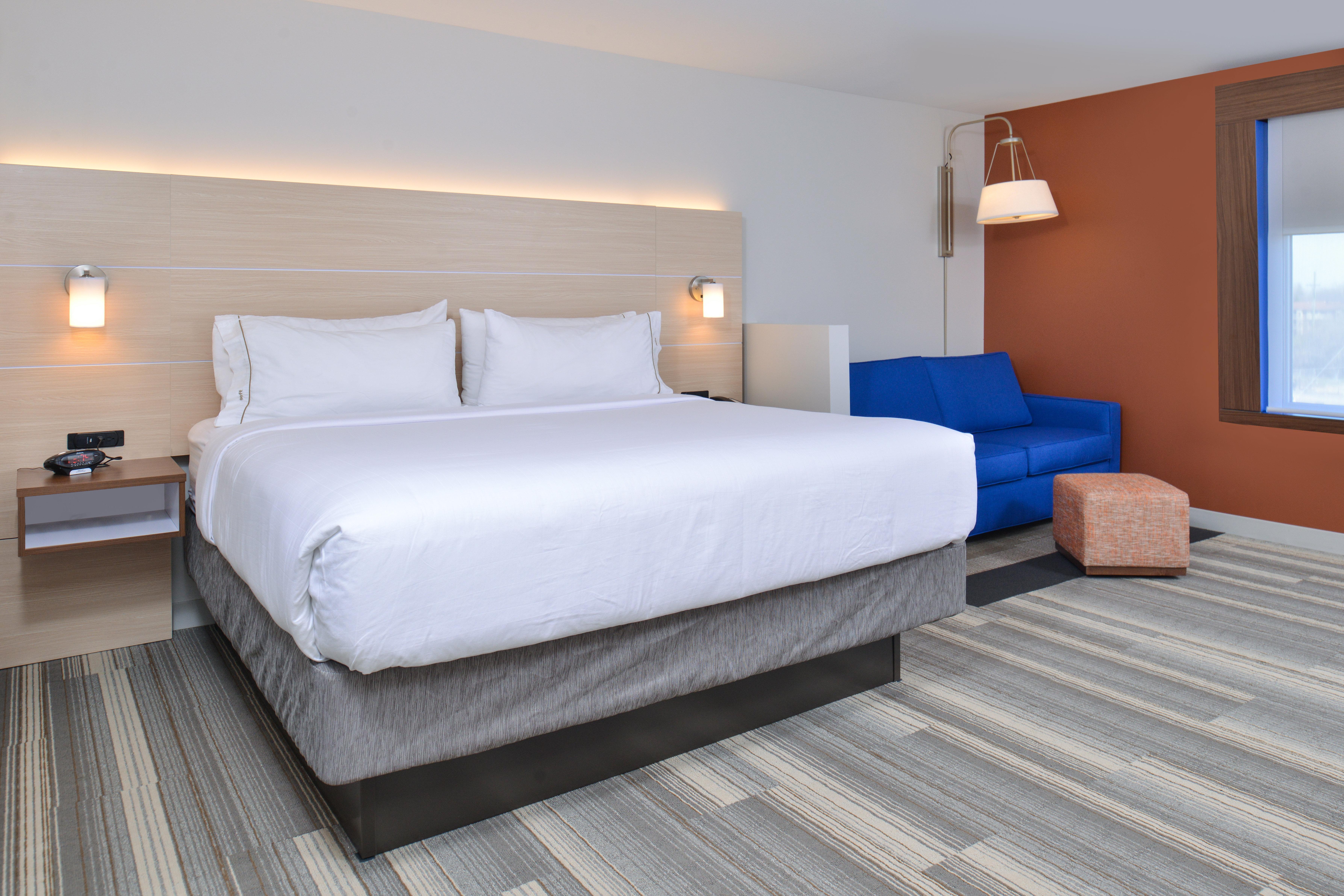 Holiday Inn Express & Suites - Brighton South - Us 23 By Ihg Exteriör bild